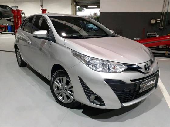 TOYOTA YARIS 1.3 16V FLEX XL PLUS TECH MULTIDRIVE TOYOTA YARIS 1.3 16V FLEX XL PLUS TECH MULTIDRIVE